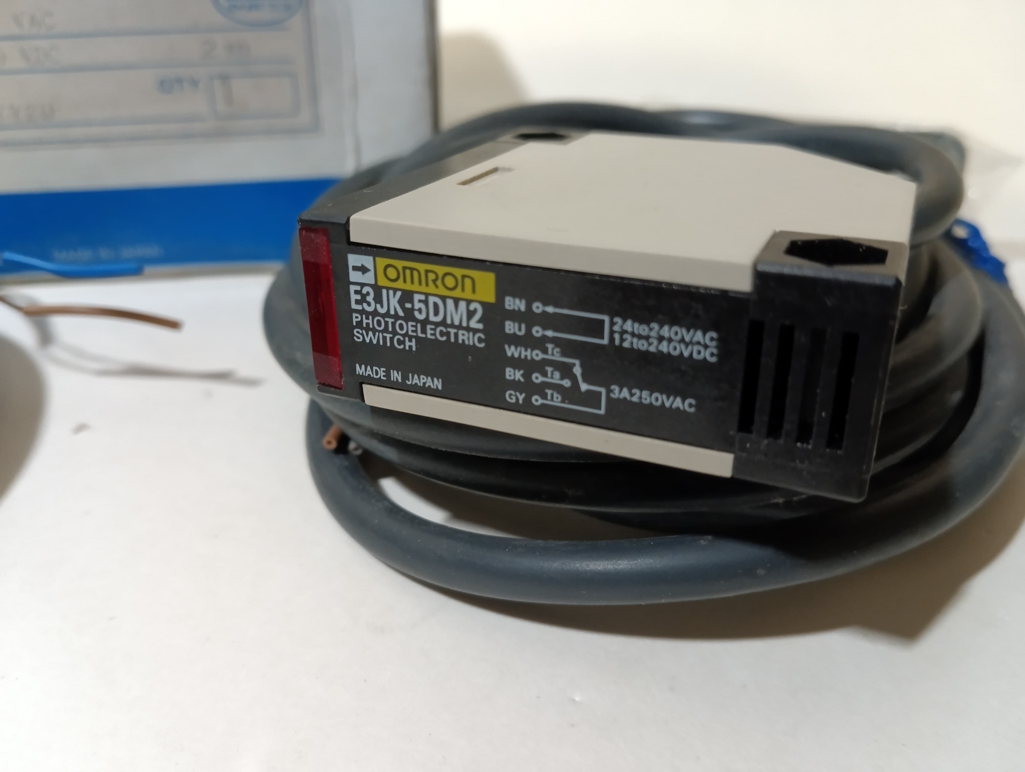 Omron E3JK-5M2