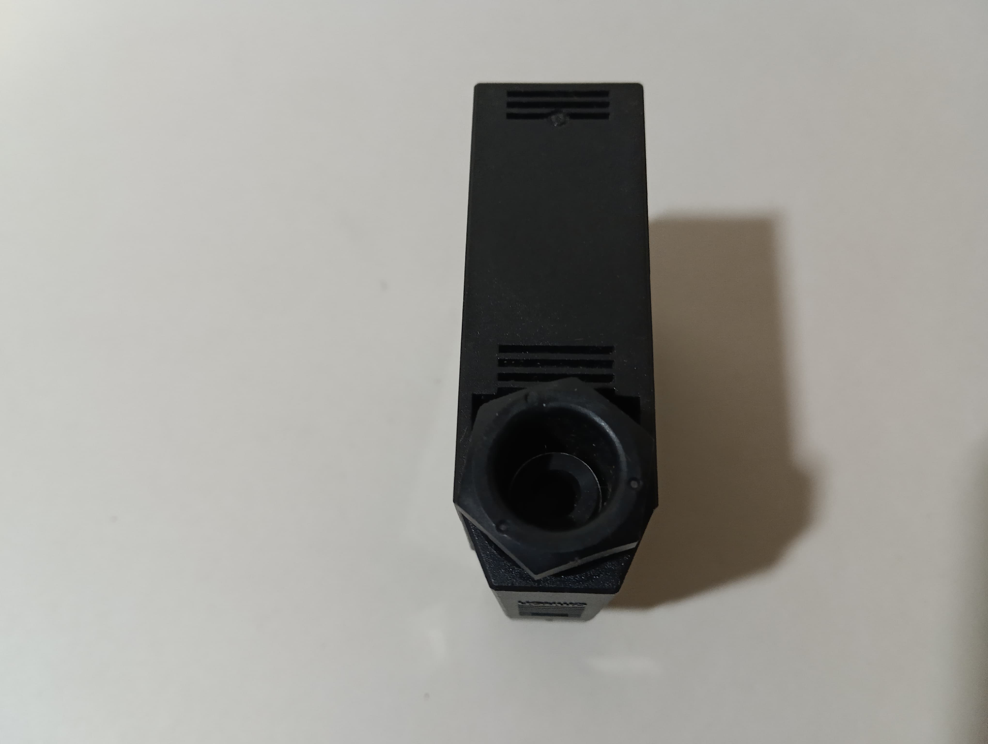 Omron E3JM-DS70M4-G