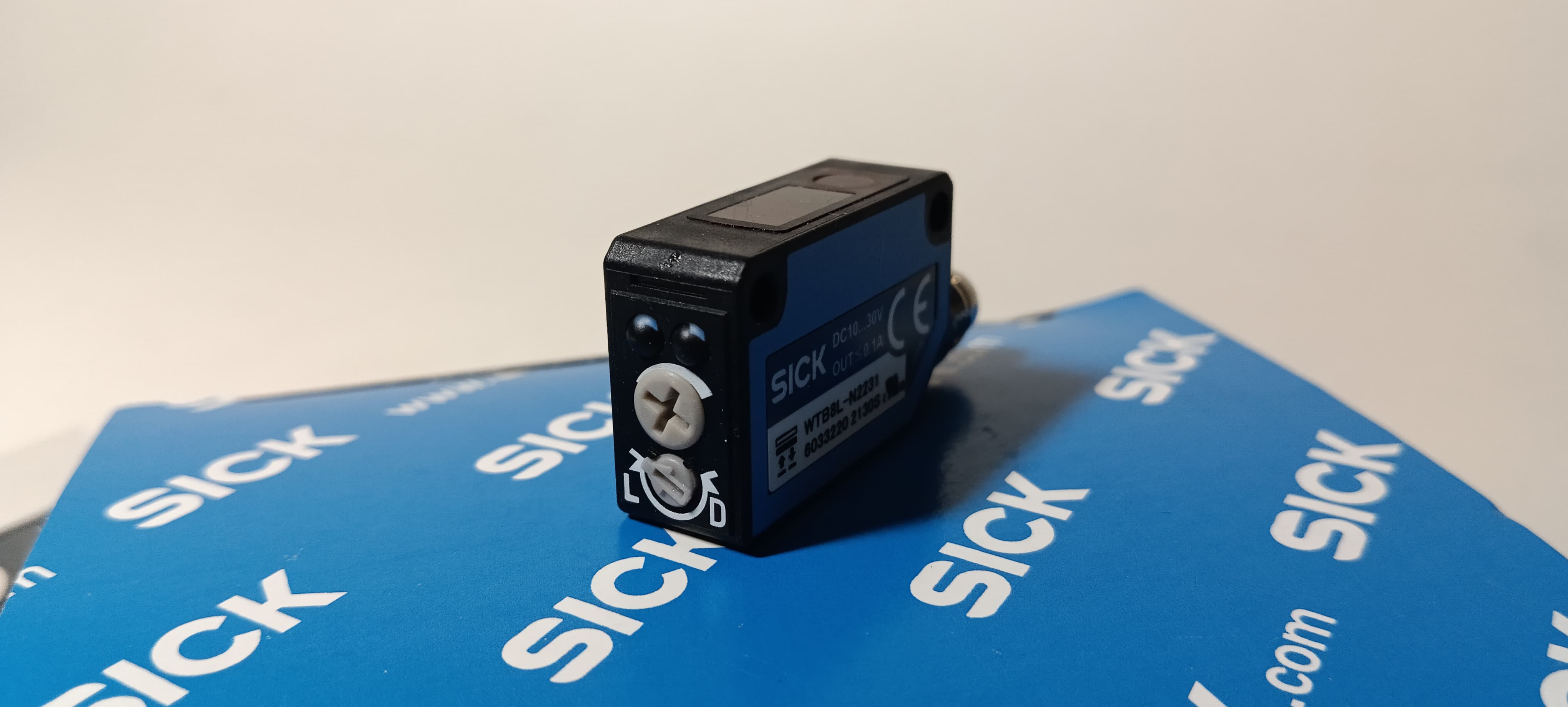 SICK WTB8L-N2231